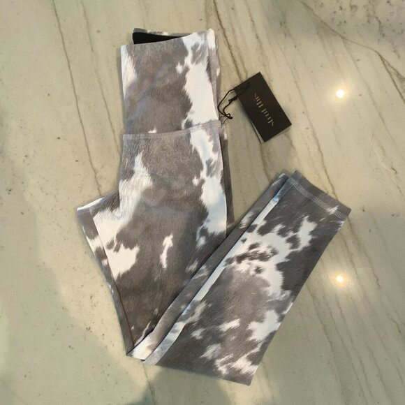 NWT STRUT THIS! Teagan 7/8 Cowhide Print High Waist Yoga Leggings size XS - Picture 2 of 9